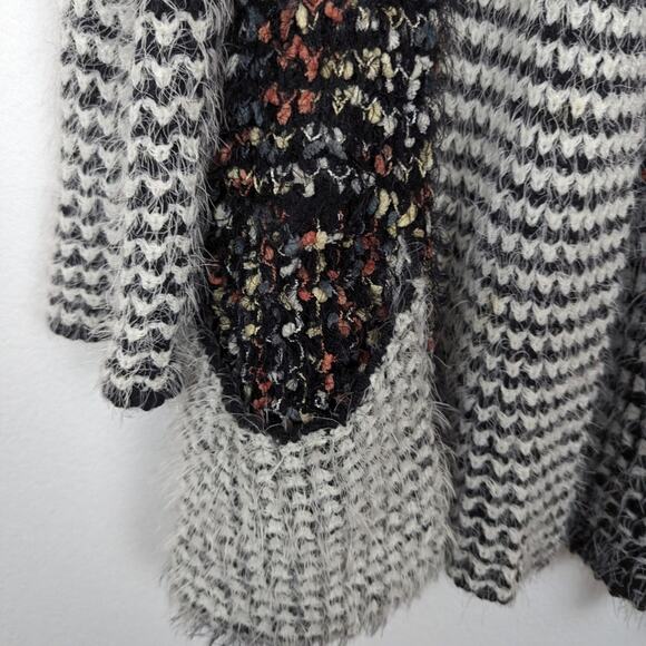 Muche et Muchette Black & White Multicolor Fuzzy Knit Cardigan Size OS - Picture 6 of 8